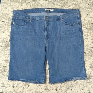 Levi's Mid Rise Classic Bermuda Blue Plus Size Women's Shorts